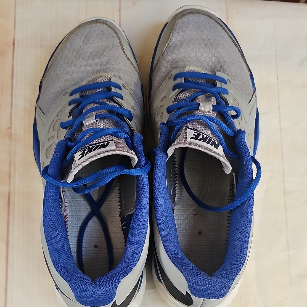 Nike Gray and Blue Running Sneakers - Picture 6 of 8
